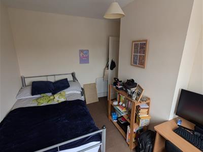 Picture 4